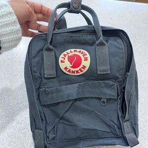 Fjallraven Kånken Charcoal Backpack